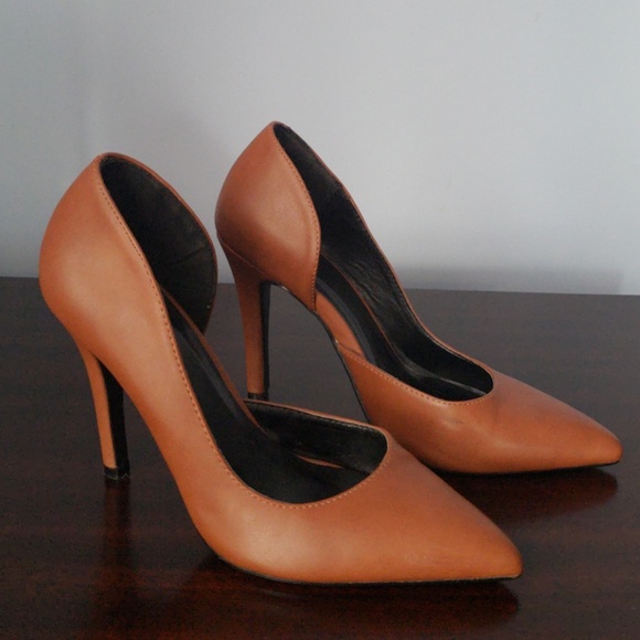 Derek Heart Shoes - Brown Espresso Pumps